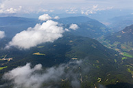0F2A9042