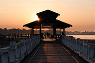 U-Bein at sunrise