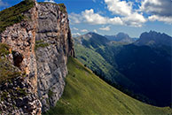 Чёртовы ворота (с м.Тхача)