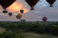 Baloons upon Bagan